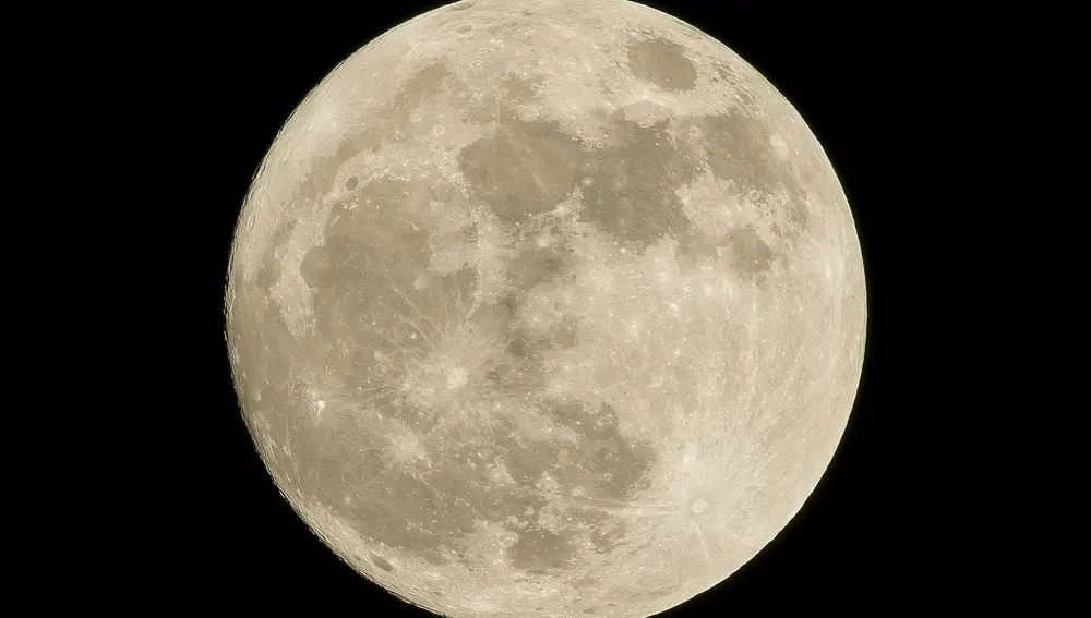Un estudio revela cuál es la verdadera edad de la Luna
