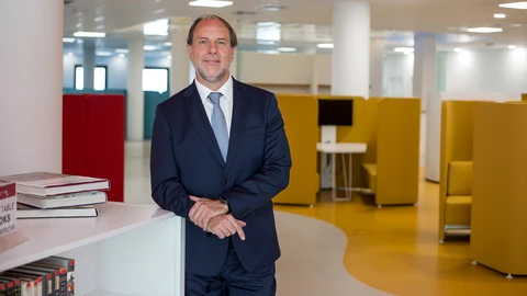 El rector de la Universidad de Jaén