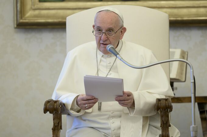 El Papa no se asomará este domingo a la ventana del Palacio Apostólico para rezar el Ángelus a causa de un resfriado