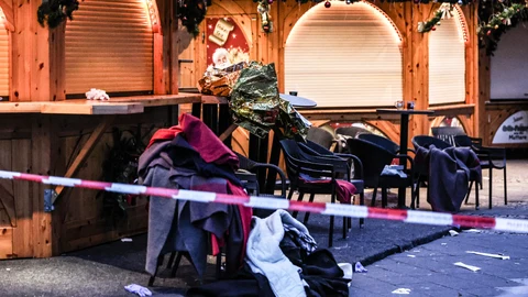 Al menos dos muertos y casi 70 heridos en atropello en mercadillo de Navidad en Alemania
