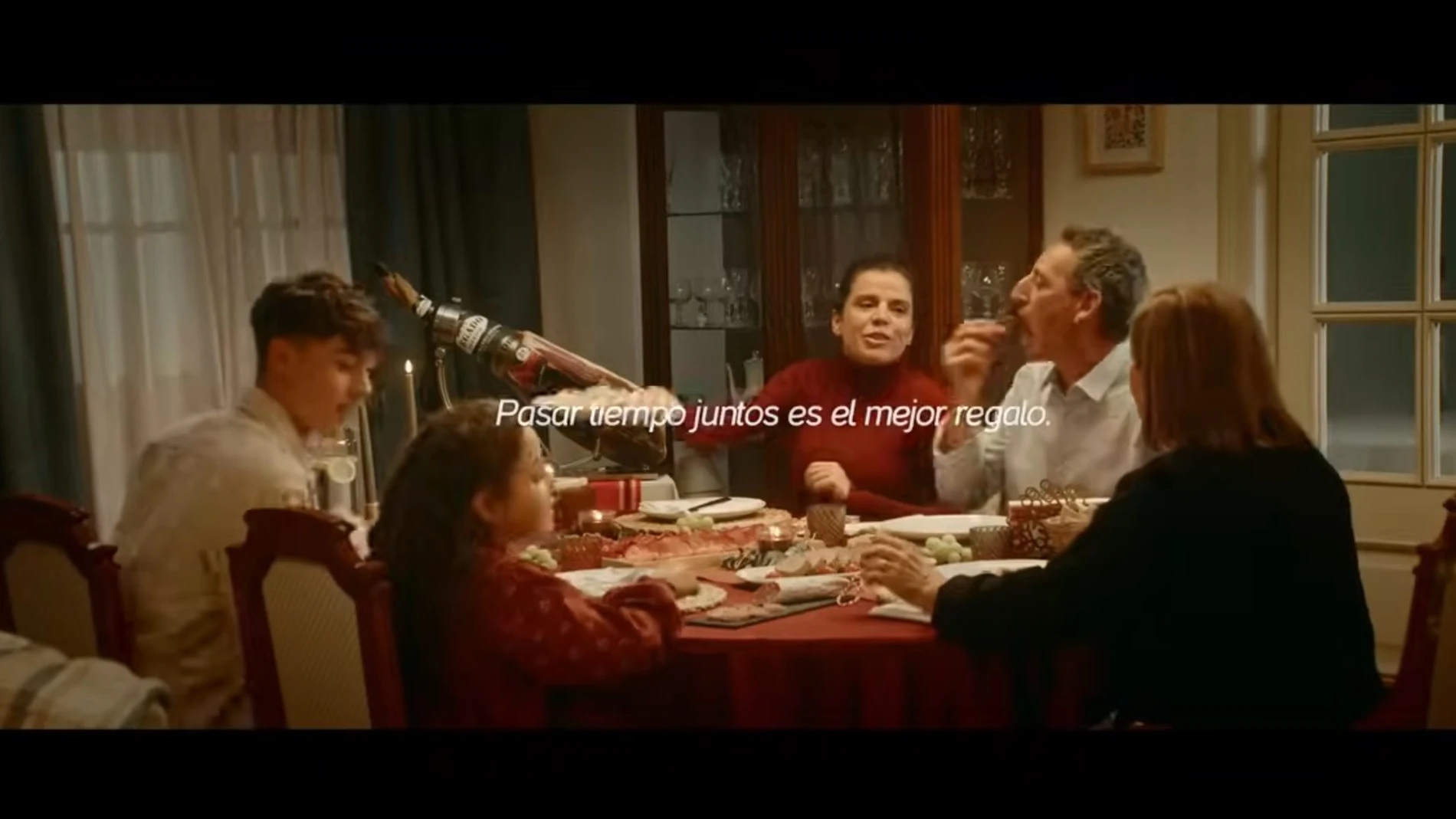 Fotograma del sport navideño de ElPozo