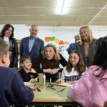 Isabel Blanco durante la visita al centro escolar de Soria