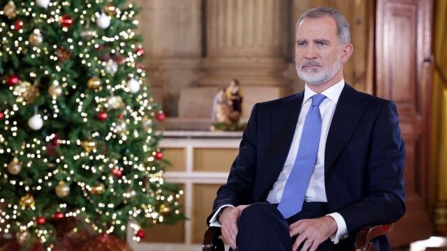 El Rey pide que la contienda política a veces "atronadora" no impida escuchar la "demanda de serenidad" de los españoles