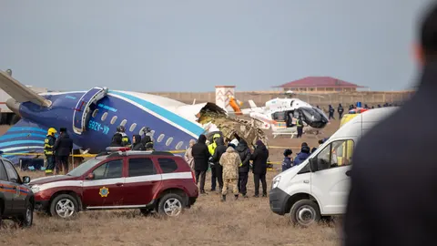 Kazajistán.- Ucrania apunta que el avión accidentado en Kazajistán había sido "dañado por los rusos"