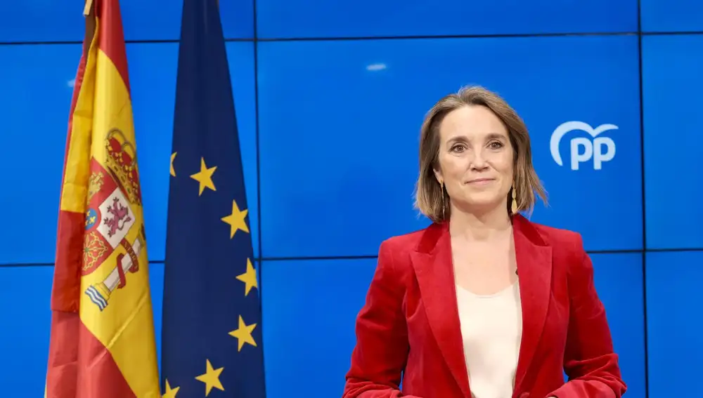 La secretaria general del PP, Cuca Gamarra en la sede del partido en Génova.