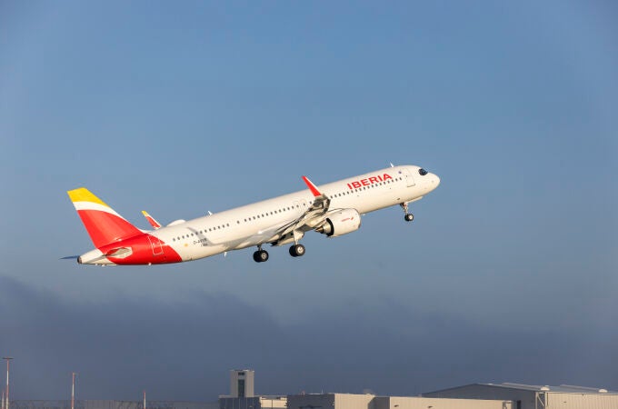 Despegue avión de Iberia A321XLR