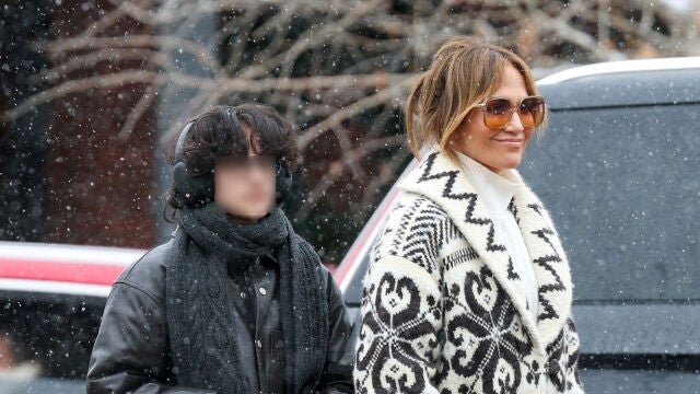 El look de Jennifer Lopez en la nieve.