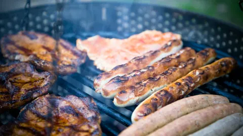 ¡El sabor a la parrilla en casa es posible! Esta Barbacoa de sobremesa está en Amazon