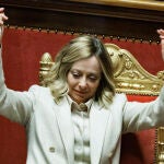 La primera ministra italiana, Giorgia Meloni, celebra la aprobación de los Presupuestos en la Cámara de Diputadoss