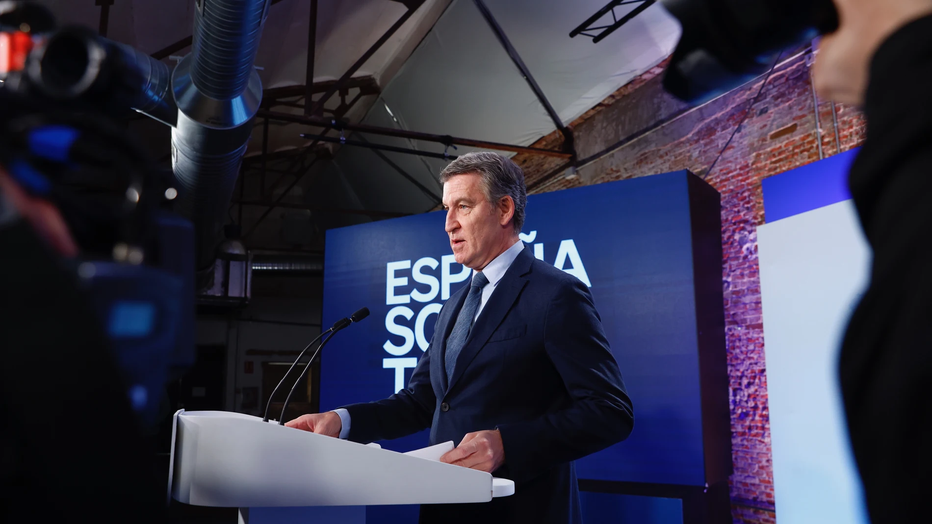 Alberto Nuñez Feijoó hace balance del año político.