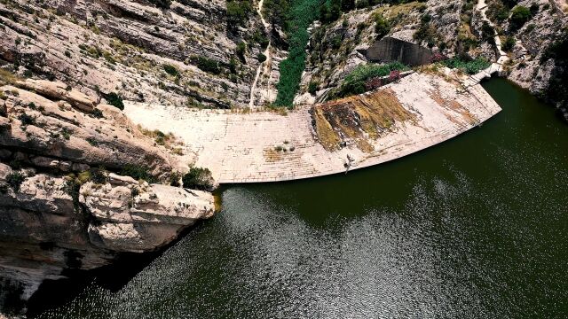 Atlantropa era el continente soñado por el arquitecto alemán, que aprovecharía los recursos naturales de África y dejaría a Europa con un gran poder económico. Imagen de archivo de la presa de Tibi en la región mediterránea de Alicante