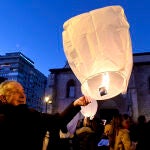 Farolillos solidarios en Burgos con los niños y mujeres del Congo