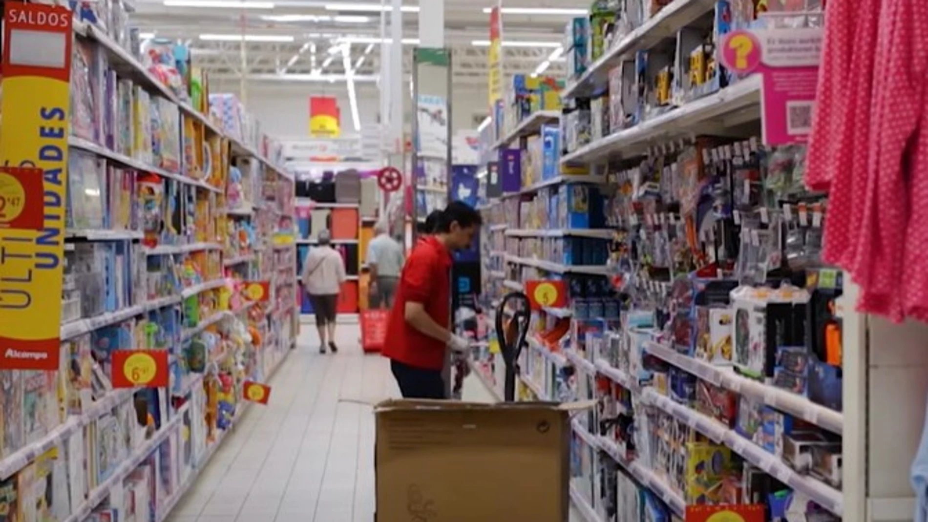 La cadena de supermercados Alcampo abre las puertas del empleo a 34 jóvenes gitanos en Castilla y León