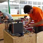 El 74% de los titulados en FP dual Grado Medio siguen trabajando cuatro años después de su graduación, según Ministerio
