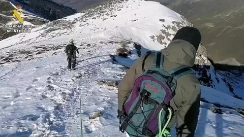 El milagroso rescate de un padre y su hijo de 11 años de Miranda que escalaban en condiciones precarias el Pico San Lorenzo riojano