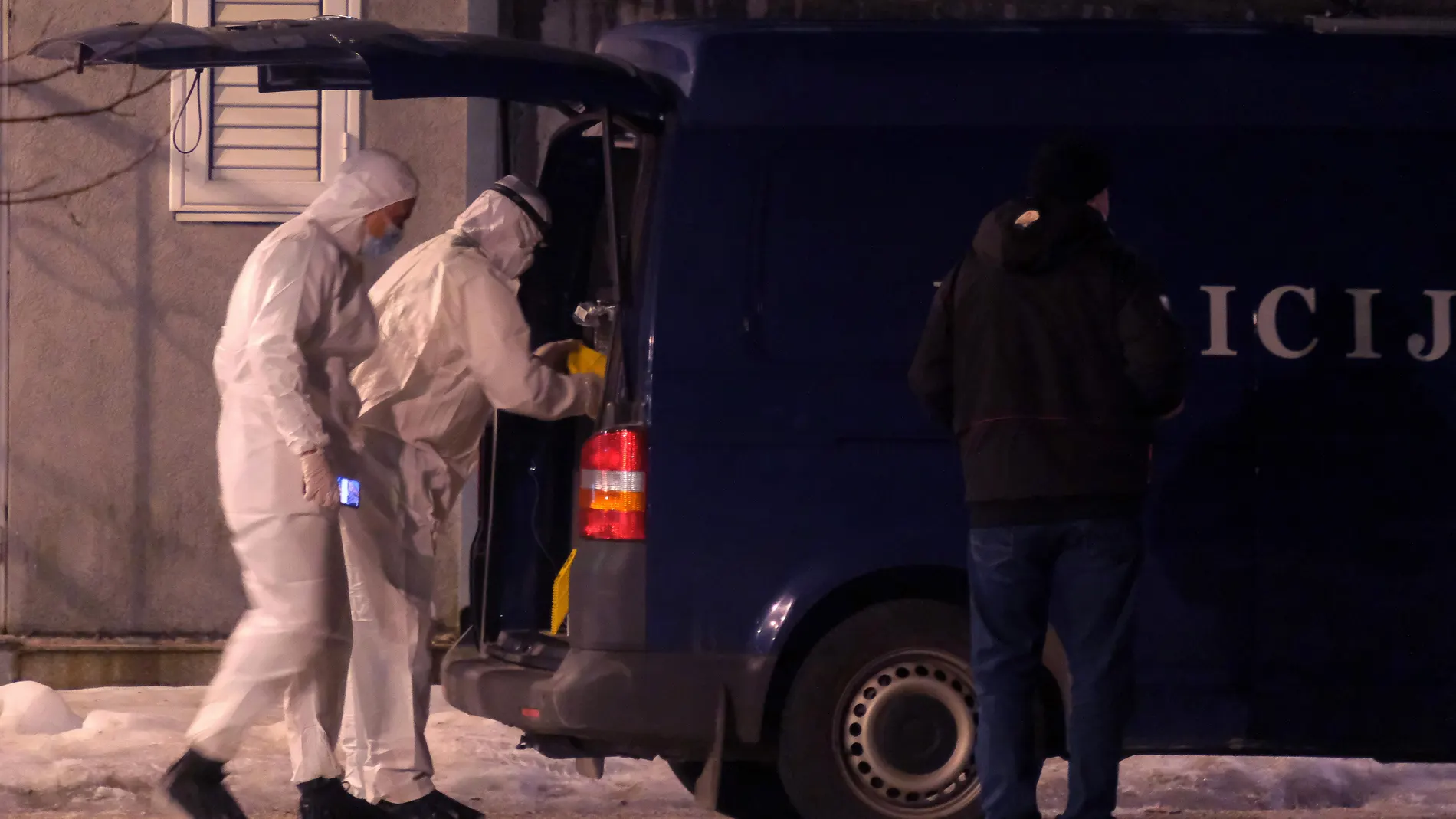 Cetinje (Montenegro), 01/01/2025.- Forensic detectives inspect the crime scene in Cetinje, Montenegro, 01 January 2025. At least ten people were killed and several others injured in a mass shooting near Cetinje, according to Montenegro's Interior Minister Danilo Saranovic. The suspect, Aco Martinovic, reportedly opened fire at a restaurant in Bajice after a physical altercation. The gunman escaped and is being pursued by police. EFE/EPA/STRINGER