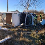 Camión siniestrado en la carretera CL-631 a su paso por el municipio berciano de Toreno