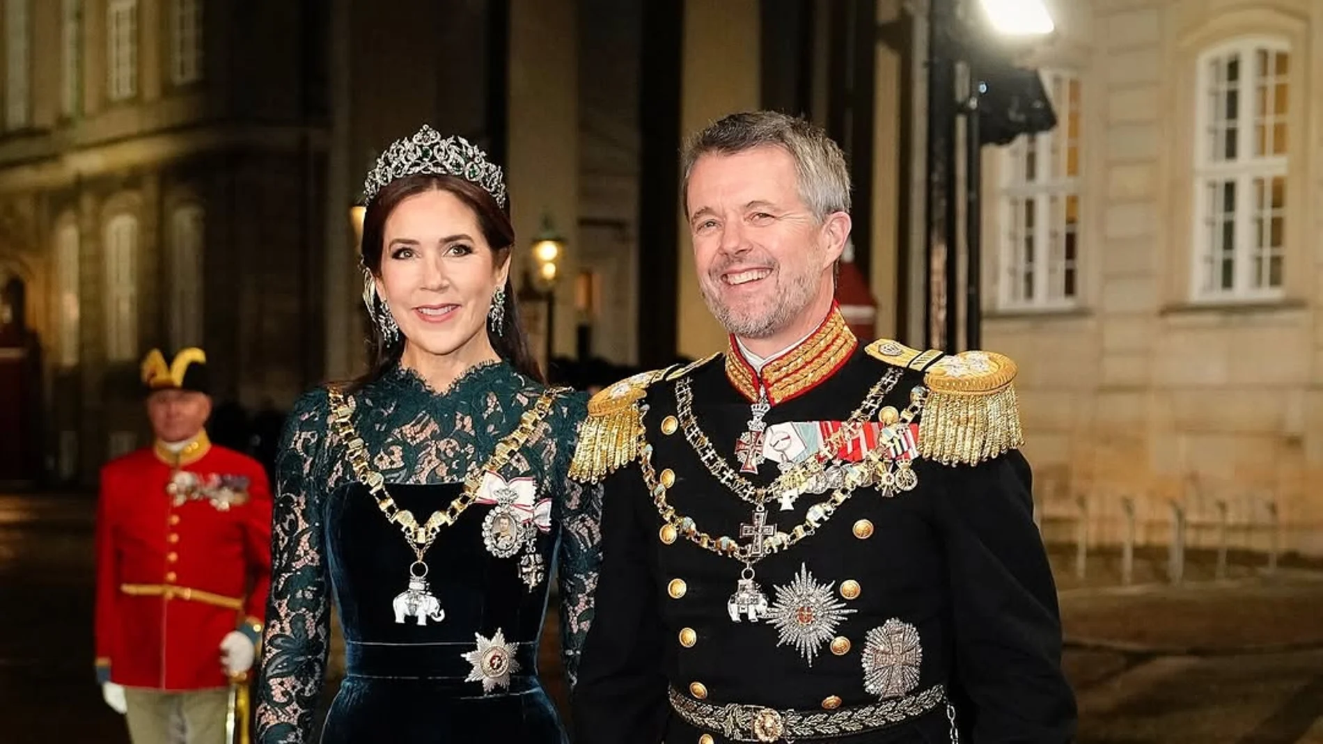 Federico y Mary de Dinamarca en la cena de Año Nuevo.