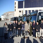 El consejero de Movilidad, José Luis Sanz Merino, durante la presentación de los últimos modelos de bus de León