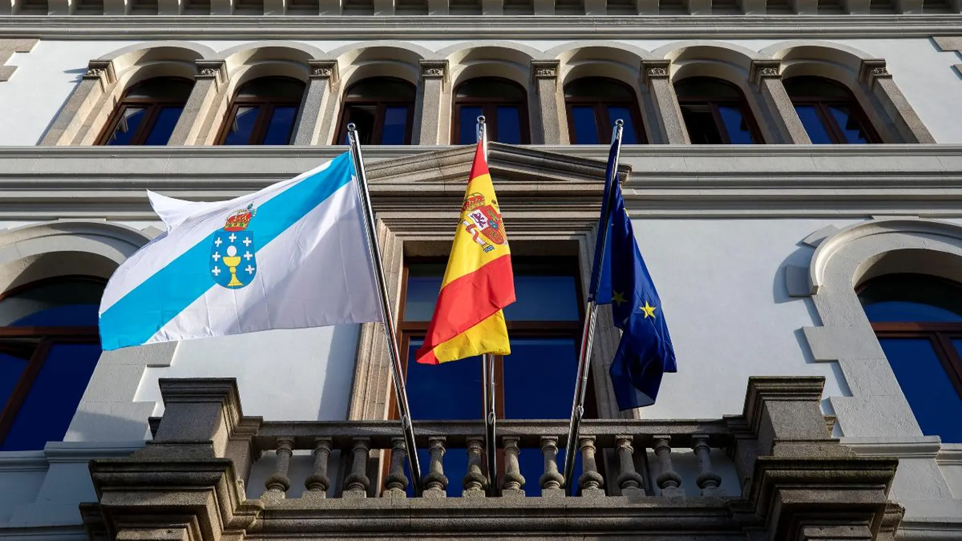 Entran en vigor los presupuestos autonómicos para 2025 con un fuerte enfoque en el gasto social, la vivienda y una fiscalidad competitiva