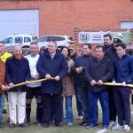 El presidente de la Diputación de Zamora, Javier Faúndez, inaugura el nuevo campo de fútbol de Corrales del Vino