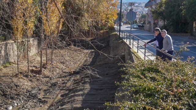 Estado del cauce del río Monachil, donde las obras comenzaron en el mes de noviembre