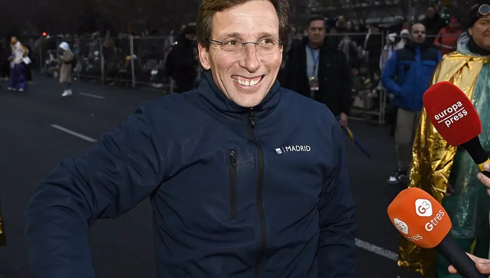 José Luis Martínez Almeida, ¿se convertirá en padre en 2025? ¡Su reveladora respuesta!