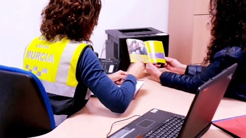 Sucesos.- Detenido un individuo por zarandear, golpear y amenazar a su pareja en la pedanía murciana de Churra