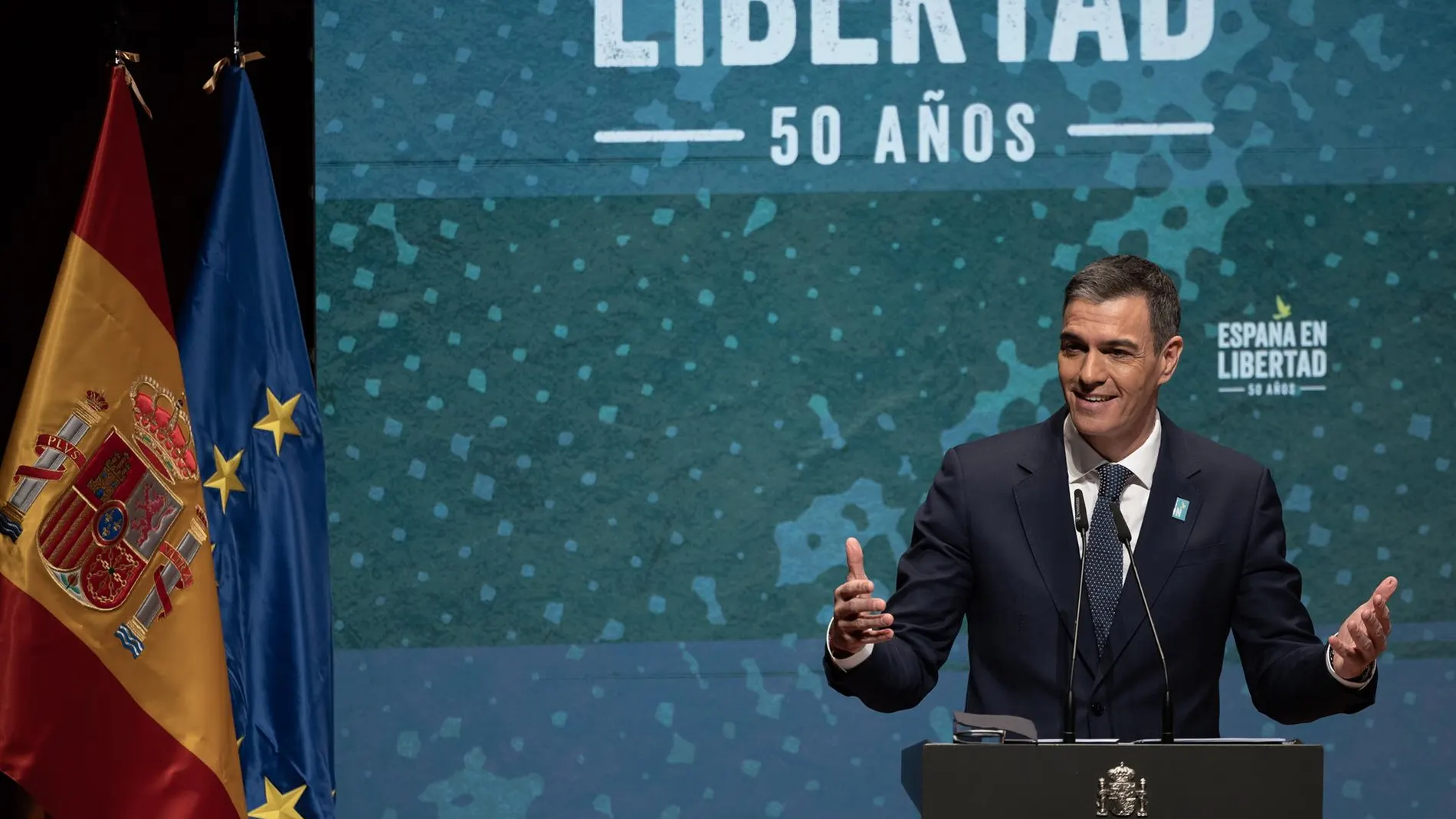 VÍDEO: Sánchez critica a quien busca que se olvide el franquismo: la pérdida de libertades puede "volver a ocurrir"