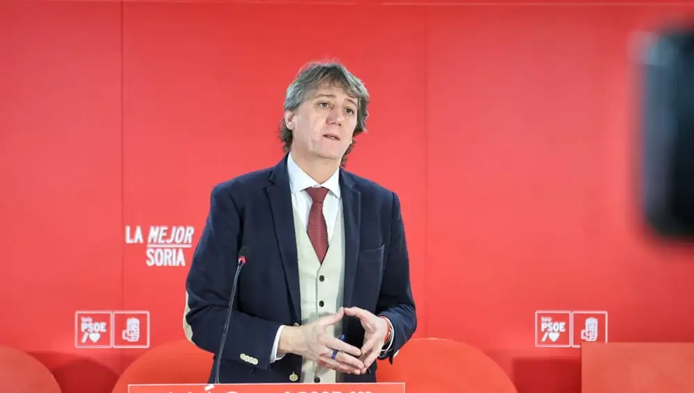 Carlos Martínez durante la rueda de prensa ofrecida en Soria