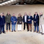 La consejera durante su visita a la SAC de Villadiego, en la provincia de Burgos