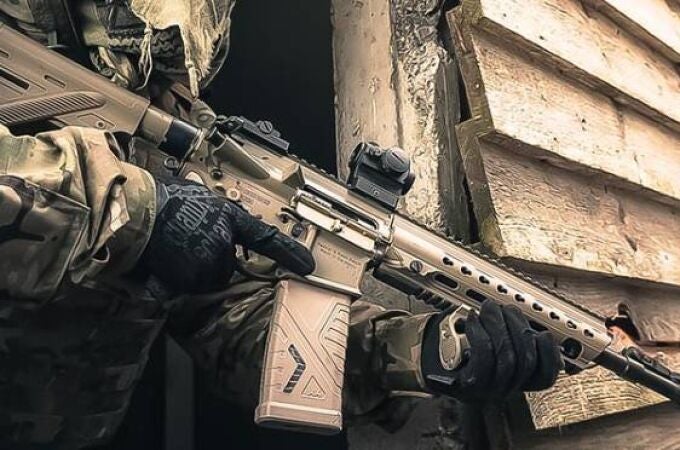 HK416, el fusil de asalto diseñado para las fuerzas especiales de EE.UU. que Alemania ha enviado a Ucrania.