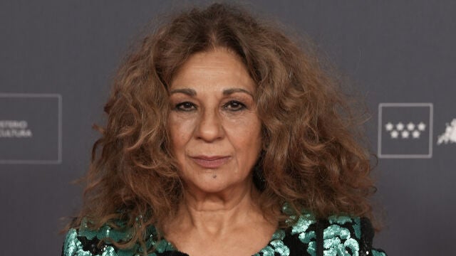 Lolita Flores 