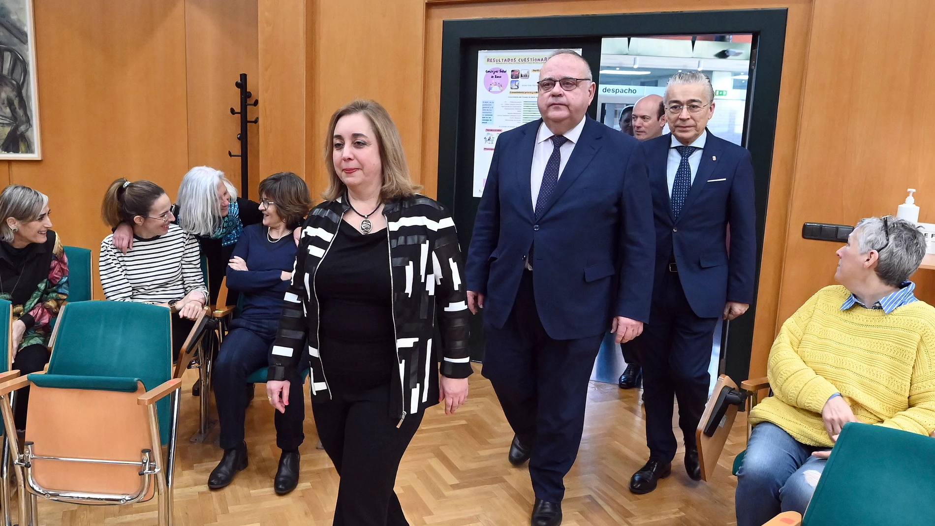 El consejero de Sanidad, Alejandro Vázquez, asiste a la presentación de la nueva gerente de Atención Primaria de Burgos, Eva Asensio