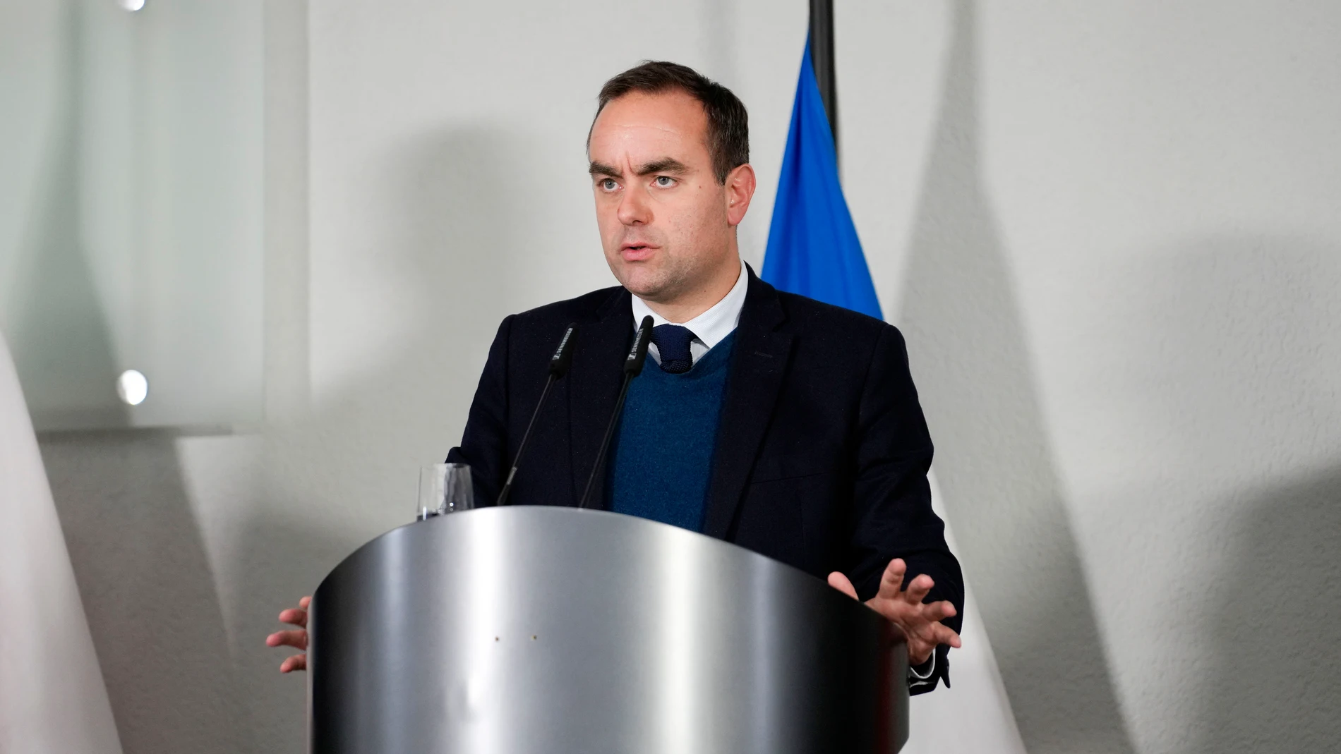 (Foto de ARCHIVO)November 25, 2024, Berlin, Berlin, Deutschland: Sebastien Lecornu beim Treffen zum Gespräch mit drei Amtskollegen und einer Unterstaatssekretärin aus vier europäischen Ländern über die Stärkung der europäischen Sicherheit und Verteidigung mit anschließendem gemeinsamen Pressestatement im Bundesministerium der Verteidigung. Berlin, 25.11.2024Europa Press/Contacto/Bernd Elmenthaler25/11/2024 ONLY FOR USE IN SPAIN