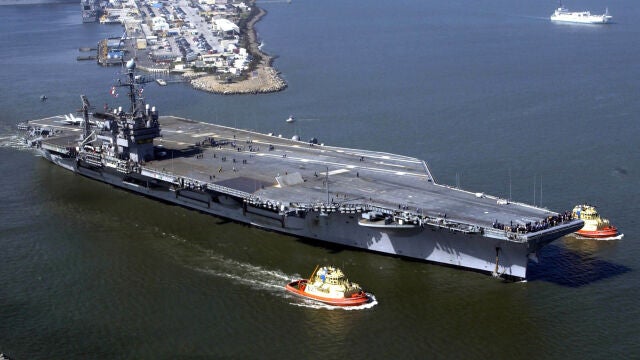 USS John F. Kennedy (CV-67) 