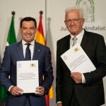 Juanma Moreno y Winfried Kretschmann tras firmar la Declaración de Intenciones Conjuntas en 2023