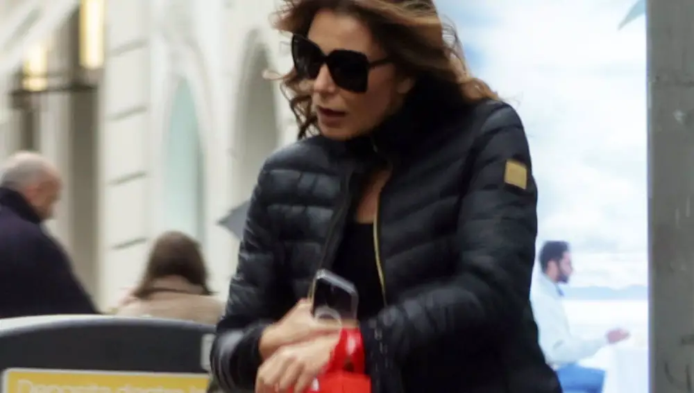 Mar Flores visita a su nieto cuando Alejandra Rubio no está en casa