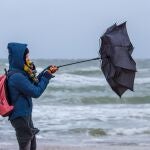 Protección Civil y Emergencias alerta de un temporal en la península y Baleares