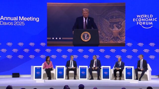 Economía/Finanzas.- Botín y Trump se felicitan mutuamente en Davos y celebran la desrregulación en EEUU