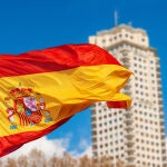 Varios extranjeros que vienen a España piden solicitar la nacionalidad española en base a varias vías, pero según la ley y la Constitución, también la pueden perder una vez obtenida