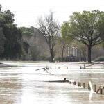 El agua desborda el Vado del Quema tras las últimas lluvias