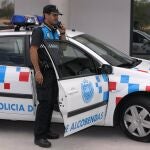 Imagen de un coche de la policía local