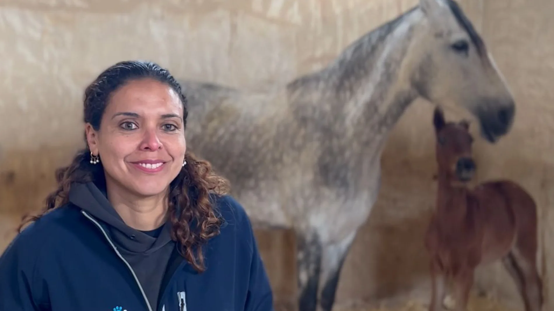 Carla Aguirre es la presidenta de la Asociación de Veterinarios Especialistas en Équidos (AEVEE)