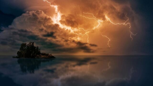 Tormenta eléctrica