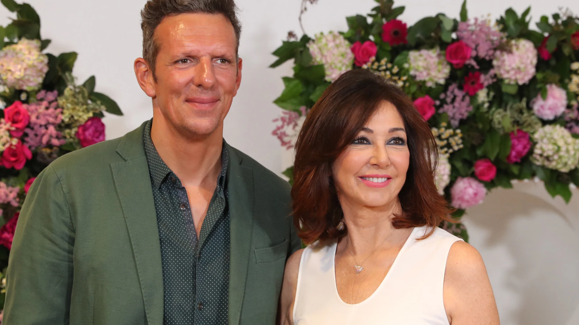 Joaquín Prat y Ana Rosa Quintana