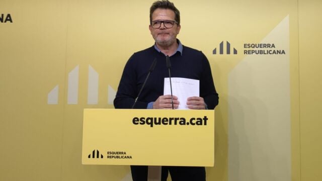El vicesecretario general de Comunicación de ERC, Isaac Albert, en rueda de prensa