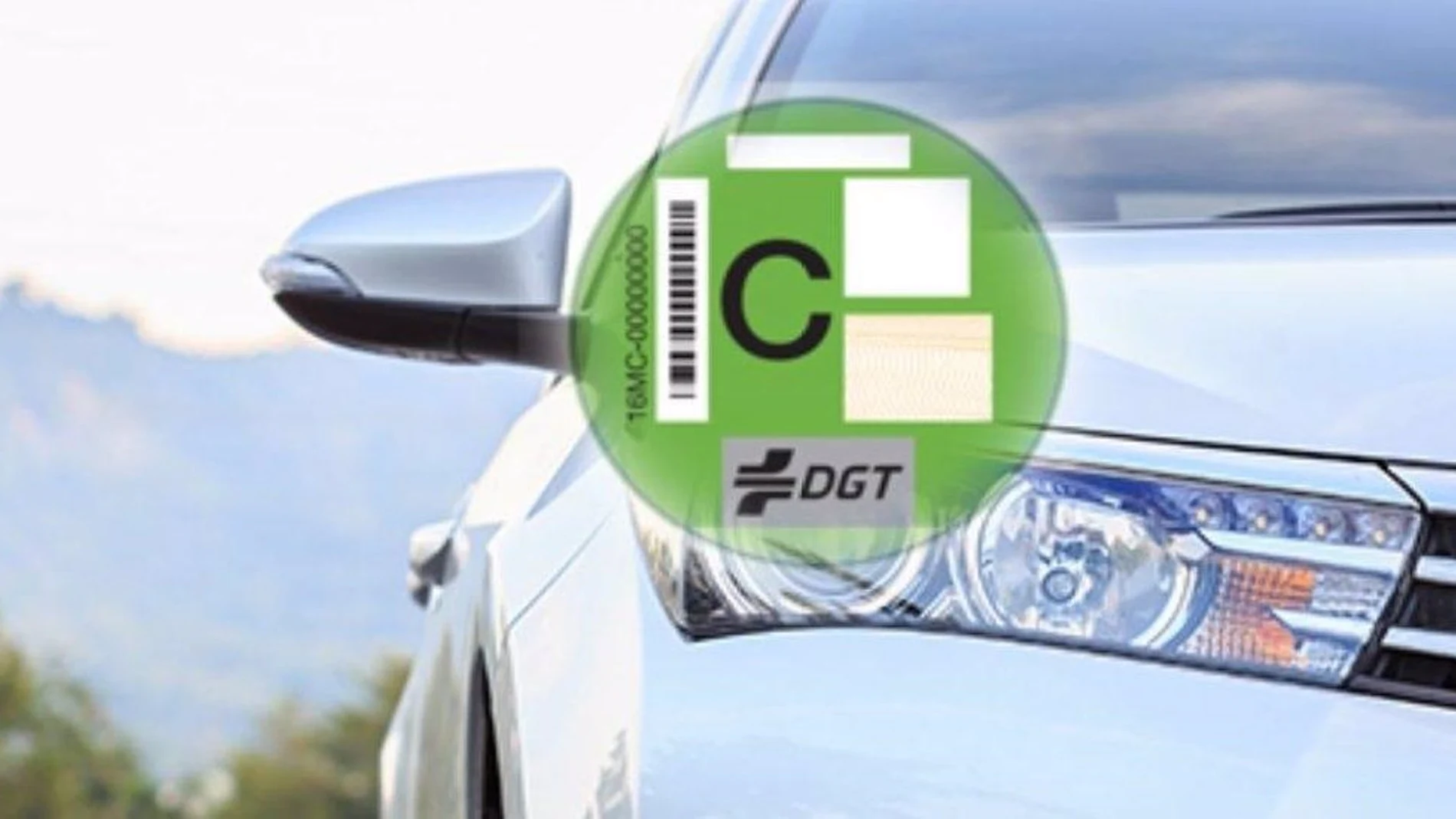 Las VTC adaptadas para personas con movilidad reducida prestarán servicio con distintivo ambiental C en la región