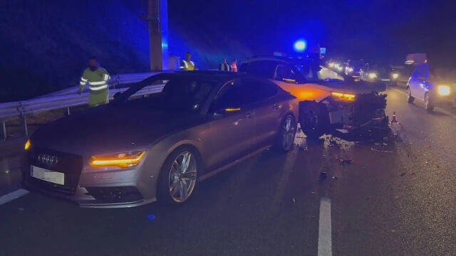 Grave jornada de accidentes en Vigo: dos guardias civiles heridos tras ser atropellados mientras regulaban el tráfico
