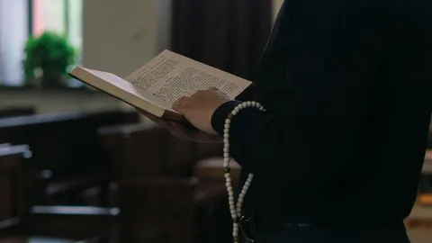 Santoral de hoy, 9 de febrero